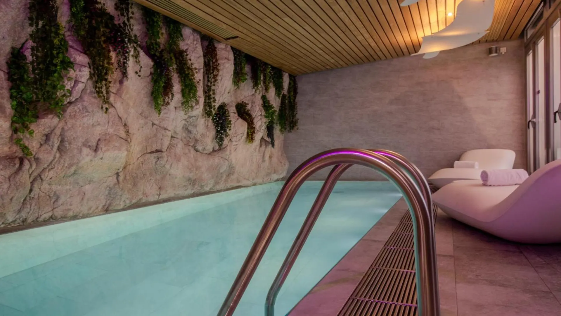 B55 Hotel Parigi